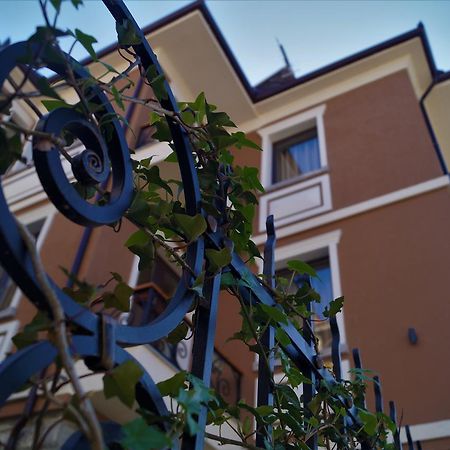 Vila Trebicka Korce Esterno foto